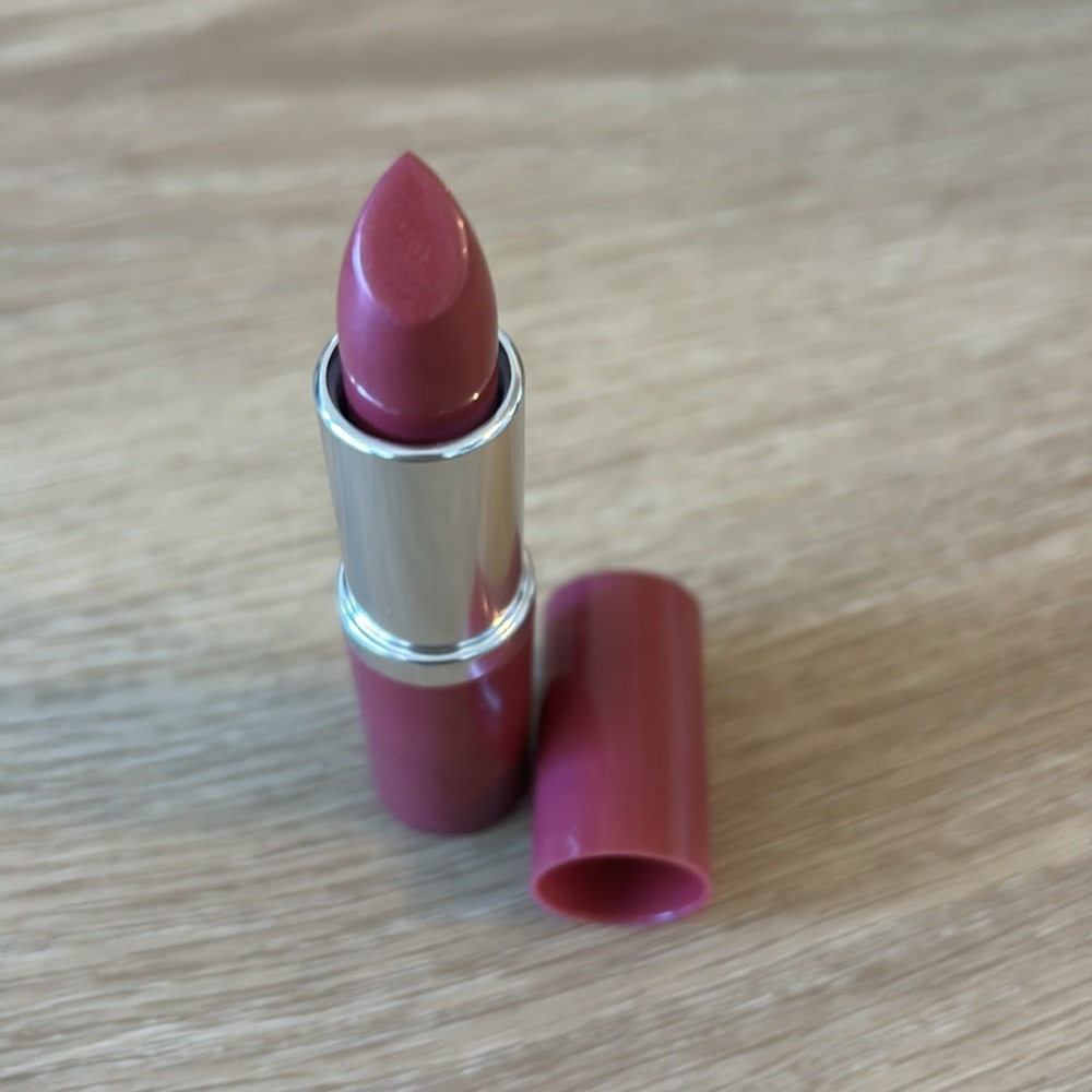 💜New Clinique Longwear Lipstick - 13 Love Pop